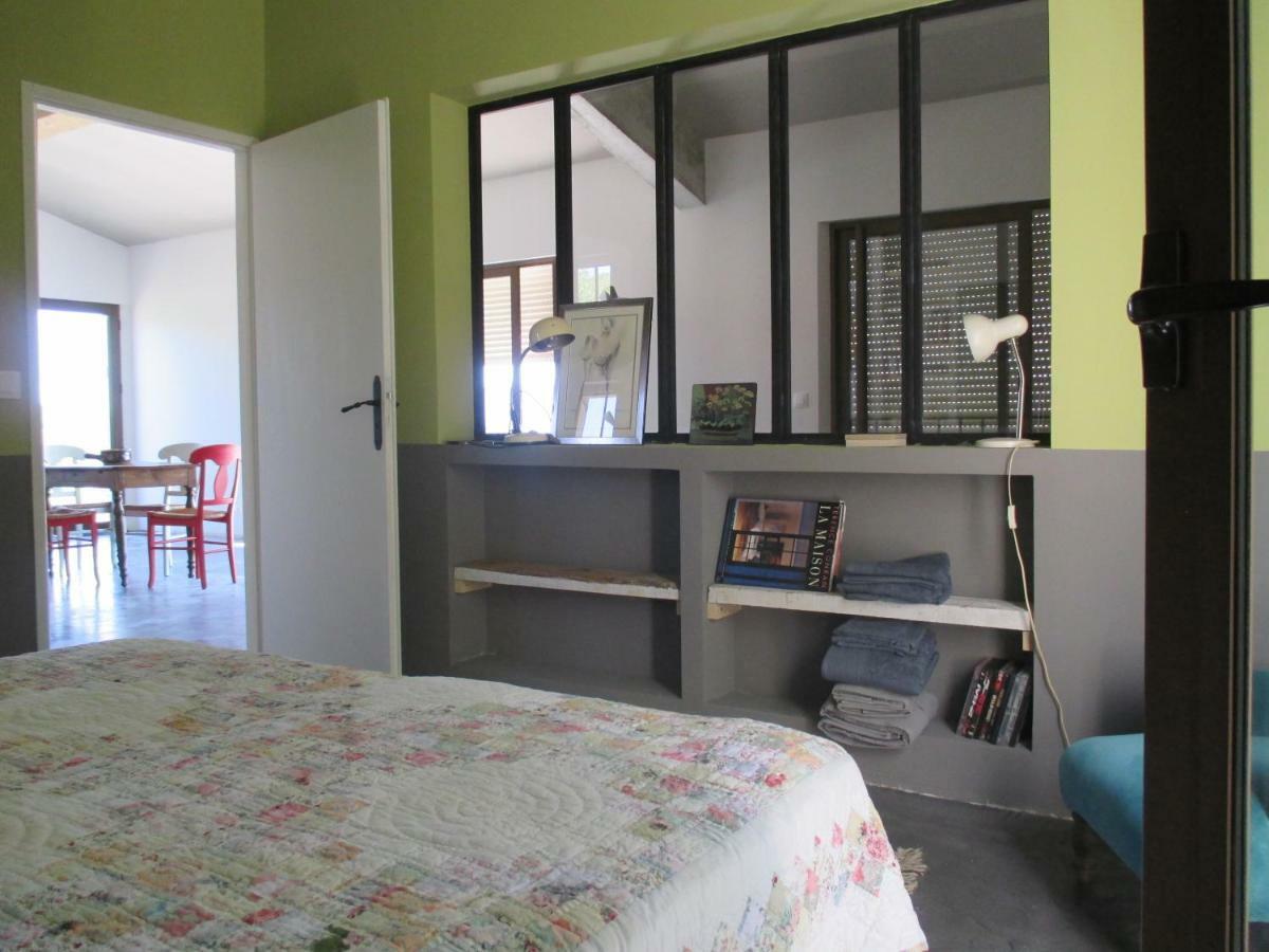 Maison Itzé Saint-Saturnin-lès-Apt Extérieur photo