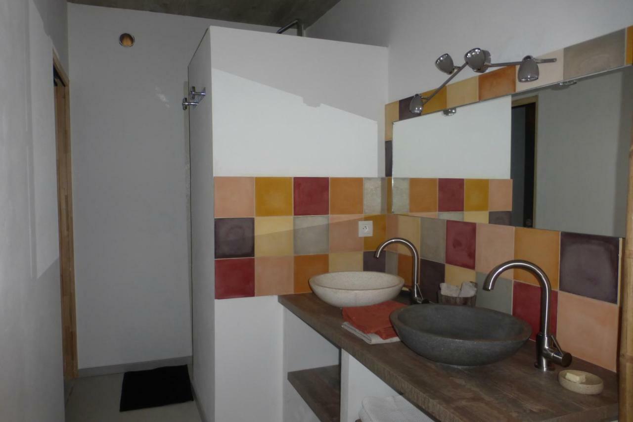 Maison Itzé Saint-Saturnin-lès-Apt Extérieur photo
